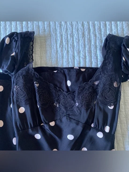 Vici Women’s Black Polka Dot Slip Dress with Lace Trim and Keyhole Back - Picture 4 of 6